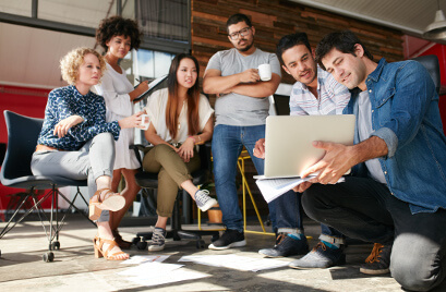 Equipe Startup analisando projetos - Fagg Contabilidade para Startups